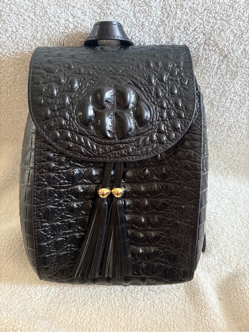 Pijushi Crocodile Embossed Small Black Backpack Purse Like New